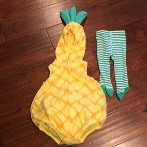 Carter’s 3-6M pineapple costume